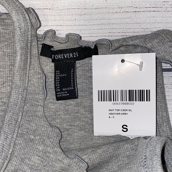 FOREVER 21 - CROP TANK TOP - Picture 3 of 3